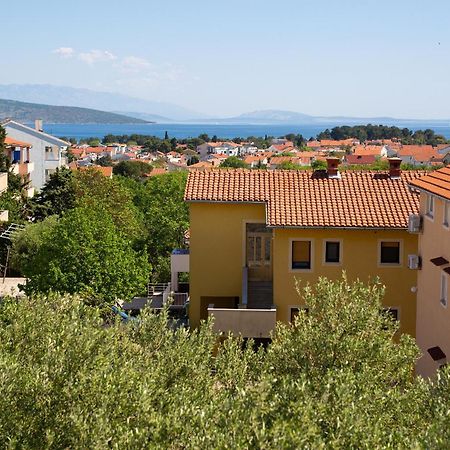 Apartment Lela Krk Town Buitenkant foto