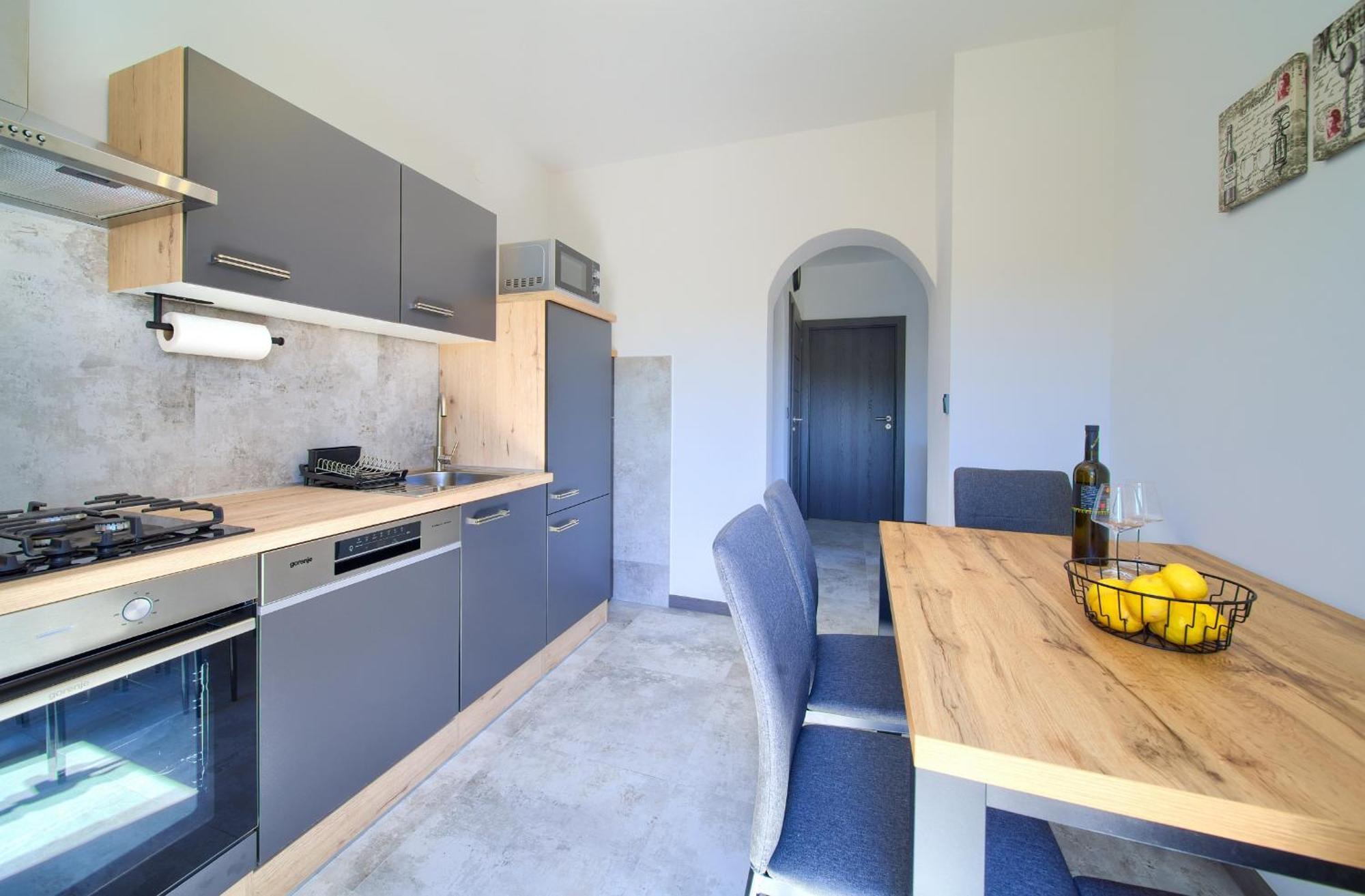 Apartment Lela Krk Town Buitenkant foto